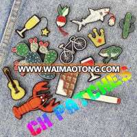 custom embroidered patches fr clothing patches iron on patches